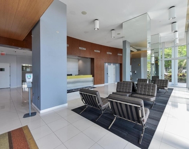 300 S Australian Avenue - Photo Thumbnail 25