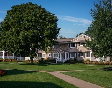 24 Williams Boulevard - Photo Thumbnail 11