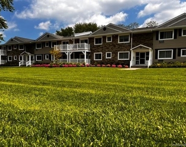 28 Williams Boulevard - Photo Thumbnail 4