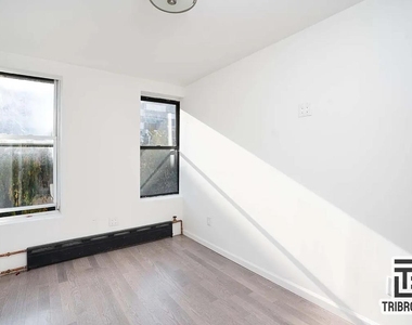 407 E 117th Street - Photo Thumbnail 4