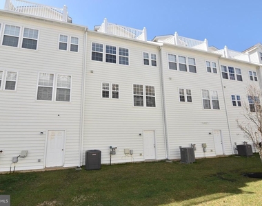 26767 Chatham Lane - Photo Thumbnail 25