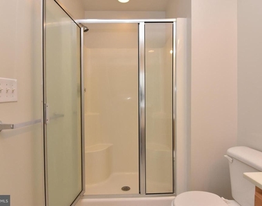 26767 Chatham Lane - Photo Thumbnail 12