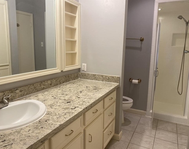 5 Bendwood Drive - Photo Thumbnail 2