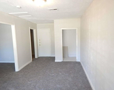3614 Cosby Street - Photo Thumbnail 4
