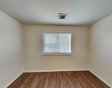 24518 Cypresspark Glen Lane - Photo Thumbnail 9