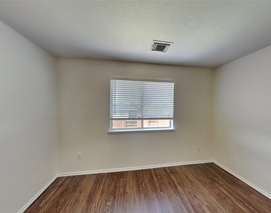 24518 Cypresspark Glen Lane - Photo Thumbnail 11