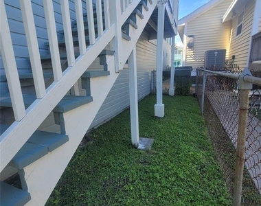 610 16th Street - Photo Thumbnail 8