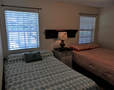 13545 Northshore Loop - Photo Thumbnail 31