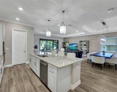 28101 Foxrock Court - Photo Thumbnail 10