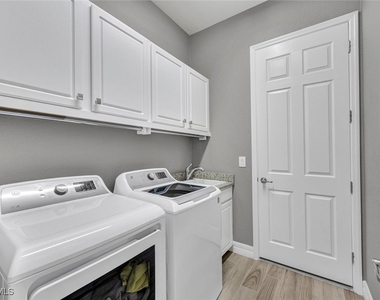 28101 Foxrock Court - Photo Thumbnail 21