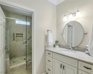 298 Emerald Bay Circle - Photo Thumbnail 7