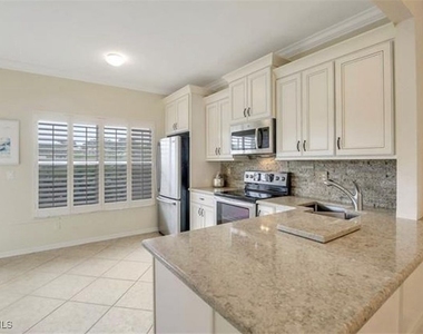 298 Emerald Bay Circle - Photo Thumbnail 3