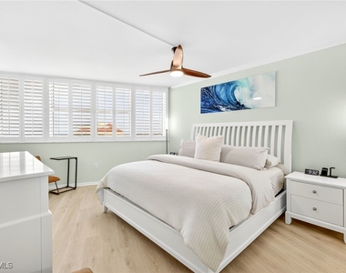 58 N Collier Boulevard - Photo Thumbnail 9