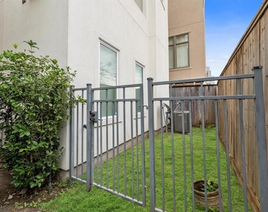 120 Pierce Street - Photo Thumbnail 33