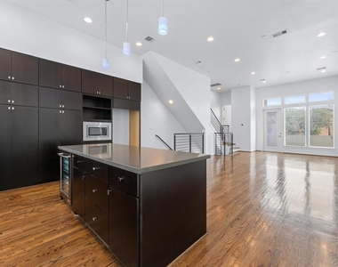 120 Pierce Street - Photo Thumbnail 13