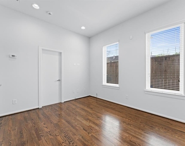 120 Pierce Street - Photo Thumbnail 7