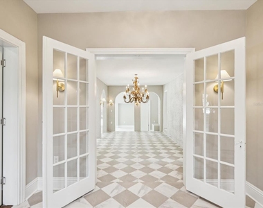 456 Gardenia Street - Photo Thumbnail 16