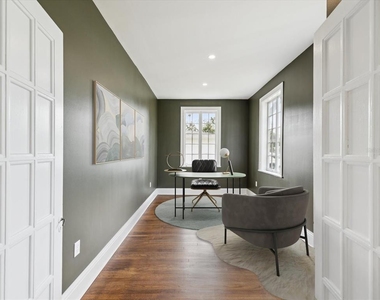 456 Gardenia Street - Photo Thumbnail 4
