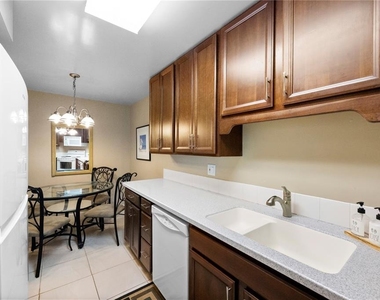 1515 Pinellas Bayway S - Photo Thumbnail 7