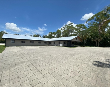 2315 Deer Run Boulevard - Photo Thumbnail 3