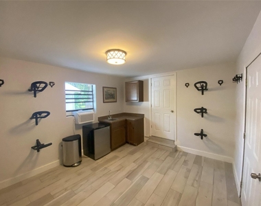 2315 Deer Run Boulevard - Photo Thumbnail 18