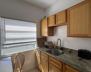 1914 Channing Way - Photo Thumbnail 2
