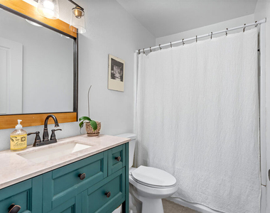 3429 Potomac Avenue - Photo Thumbnail 15