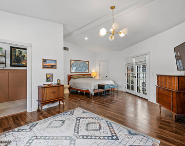 3429 Potomac Avenue - Photo Thumbnail 18