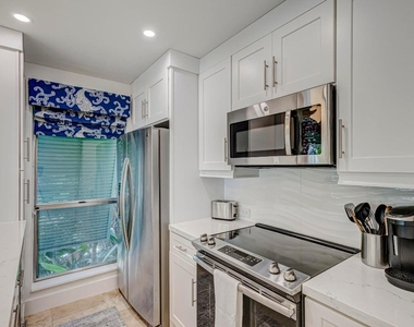 296 Cypress Point Drive - Photo Thumbnail 5