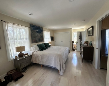 1854 N Bayview Road - Photo Thumbnail 17