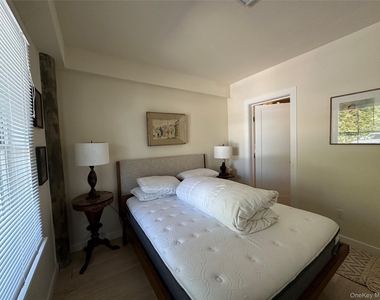 1854 N Bayview Road - Photo Thumbnail 12