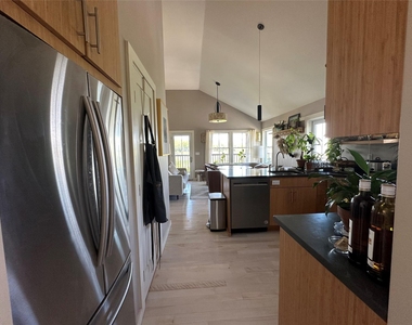 1854 N Bayview Road - Photo Thumbnail 16