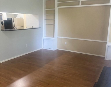 612 Park Place Pl - Photo Thumbnail 3