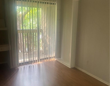 612 Park Place Pl - Photo Thumbnail 12