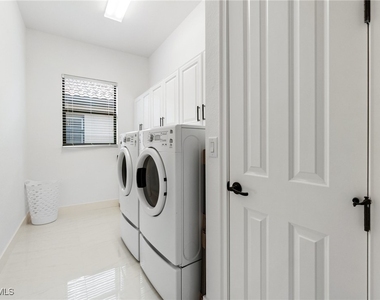 3440 Runaway Lane - Photo Thumbnail 19