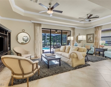 9434 Piacere Way - Photo Thumbnail 10