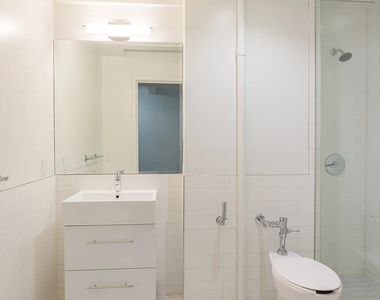 1080 Amsterdam Avenue - Photo Thumbnail 3