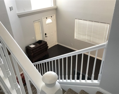 5423 Dancing Bear Drive - Photo Thumbnail 3