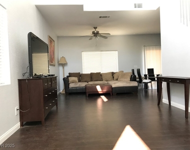 5423 Dancing Bear Drive - Photo Thumbnail 14