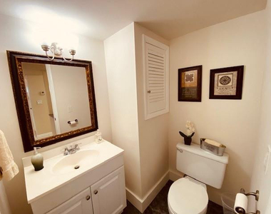 9420 S Hollybrook Lake Drive - Photo Thumbnail 5