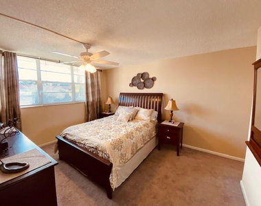 9420 S Hollybrook Lake Drive - Photo Thumbnail 9