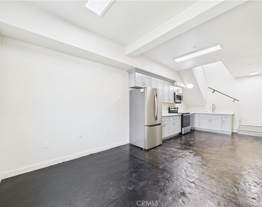 8457 Langdon - Photo Thumbnail 10