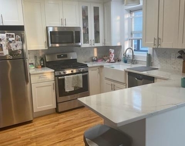 511 Laurelton Boulevard - Photo Thumbnail 10