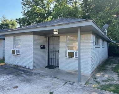 4701 Hoffman Street - Photo Thumbnail 1