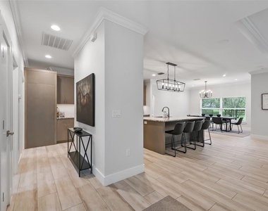 1620 Nw 73rd Terrace - Photo Thumbnail 8