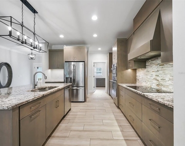 1620 Nw 73rd Terrace - Photo Thumbnail 15