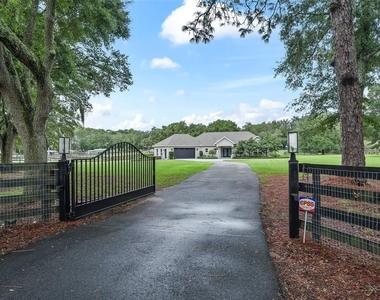 1620 Nw 73rd Terrace - Photo Thumbnail 2