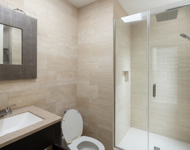 369 Lexington Avenue - Photo Thumbnail 7