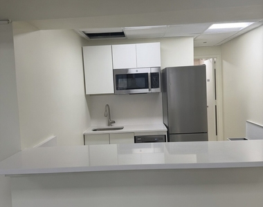 369 Lexington Avenue - Photo Thumbnail 5