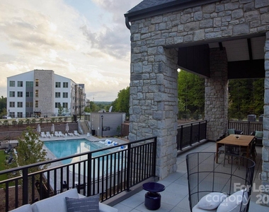 9132 Senator Royall Drive - Photo Thumbnail 9